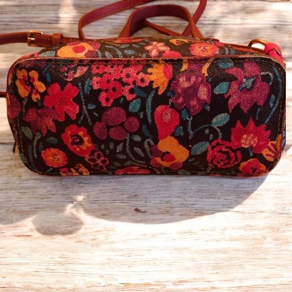 Dooney & Bourke RARE Marabelle Ruby Crossbody/Satchel Bag - Picture 3 of 10